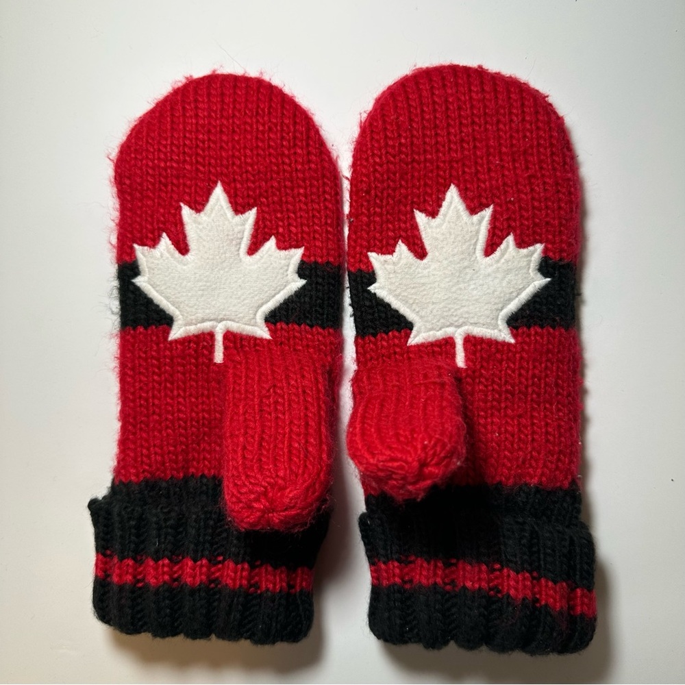 SOLD! Hudson Bay Team Canada Winter Olympics Maple Leaf Knit Mittens - Picture 3 of 5